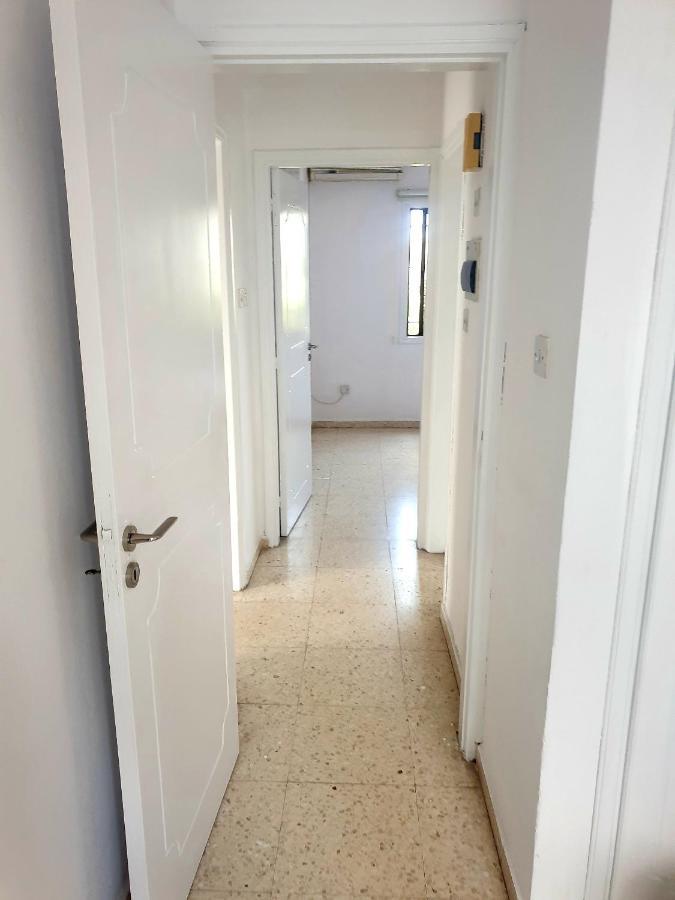 Spacious 2 Bedroom Appartment Near Mall -Internet 1Gbps Paphos Exteriör bild