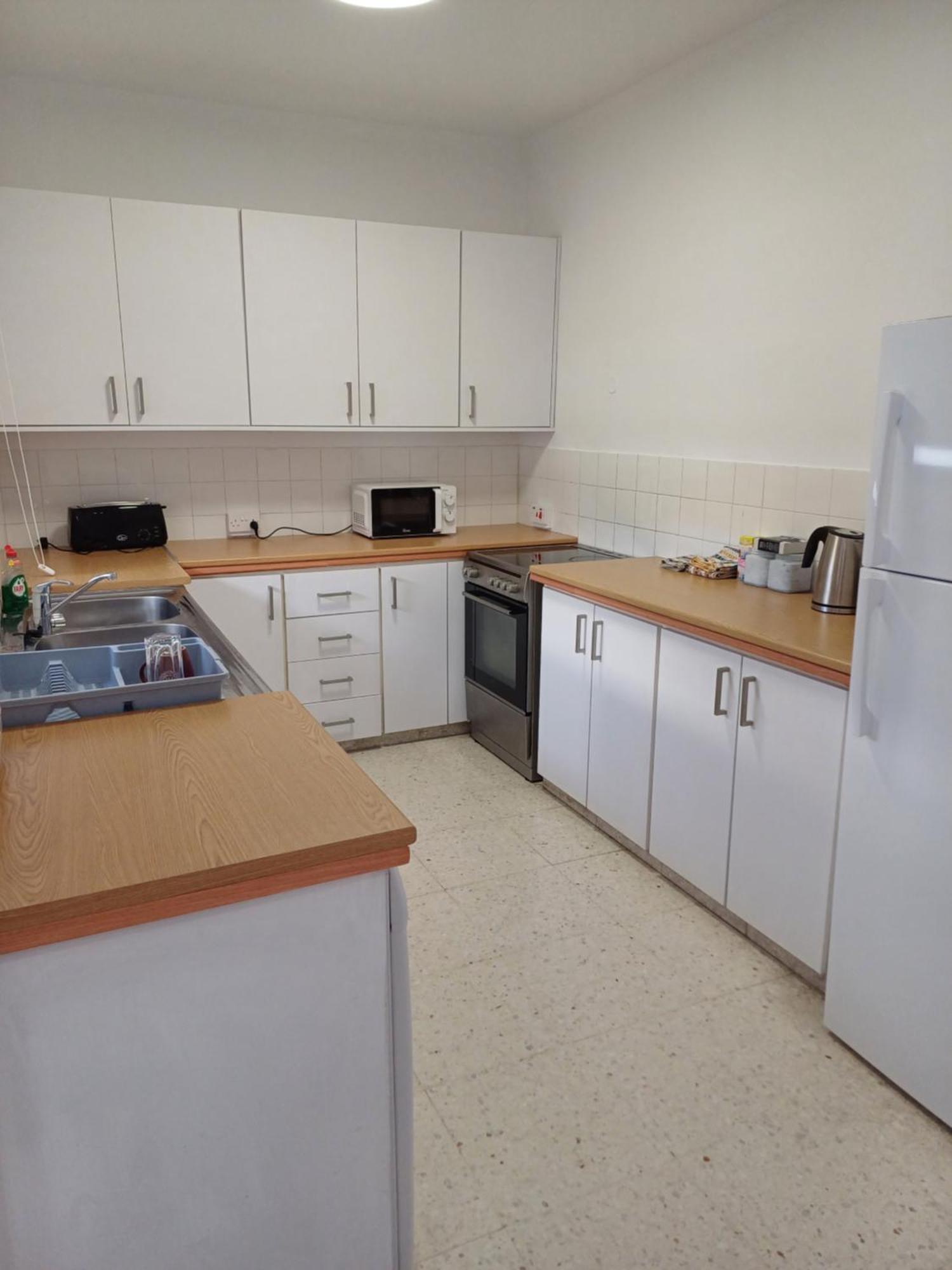 Spacious 2 Bedroom Appartment Near Mall -Internet 1Gbps Paphos Exteriör bild